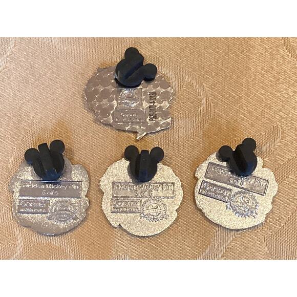 Lot 4 Disney Little Mermaid Blow Fish Trumpet Hidden Mickey 3 4 5 Pins + - Picture 9 of 9